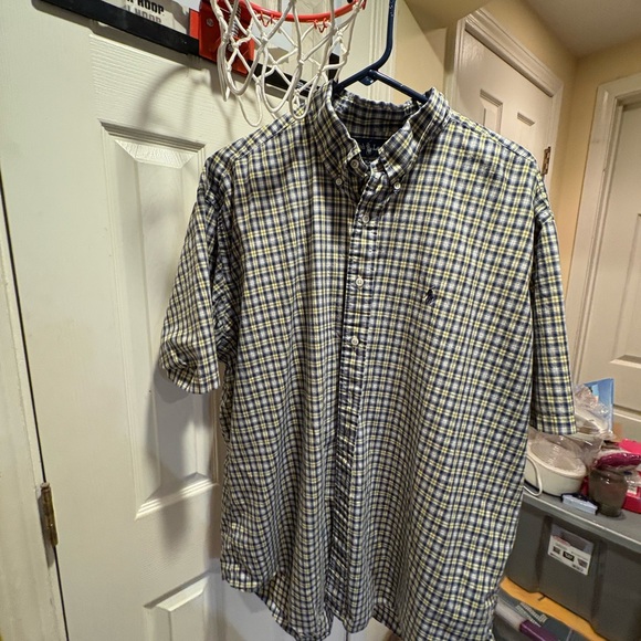 Two Ralph Lauren short sleeve men’s dress shirts
Size XL - Picture 2 of 5